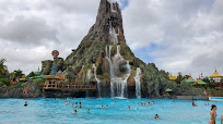 universals volcano bay