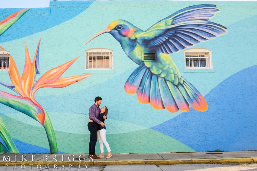 engagement-photos-in-front-of-iconic-murals-or-street-art