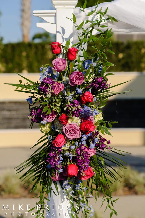 flowers-for-a-wedding-arch