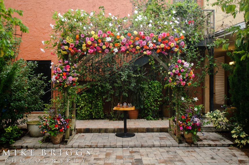 wedding-arch-flower-styles